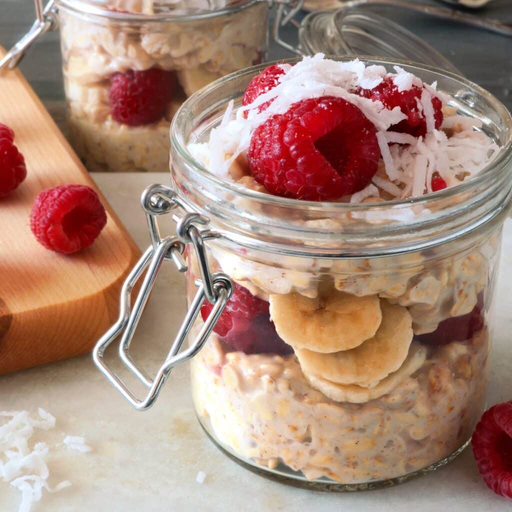 Overnight oatmeal with raspberries